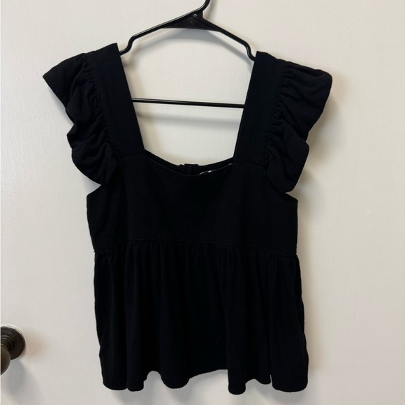 Miou Muse Tops - Miou Muse Chic Black Ruffled Sleeve Blouse size small